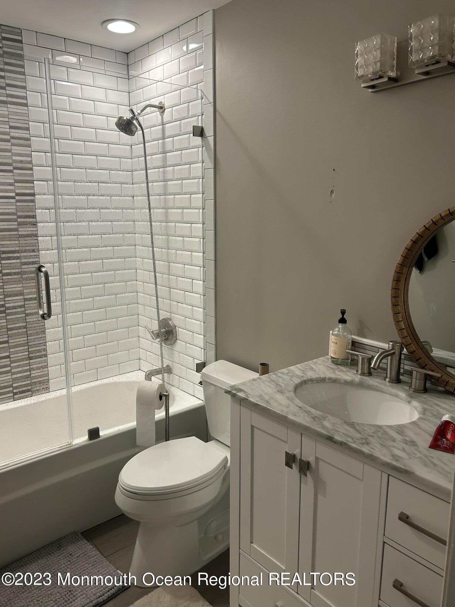 1 Michaels Court Oakhurst NJ 07755