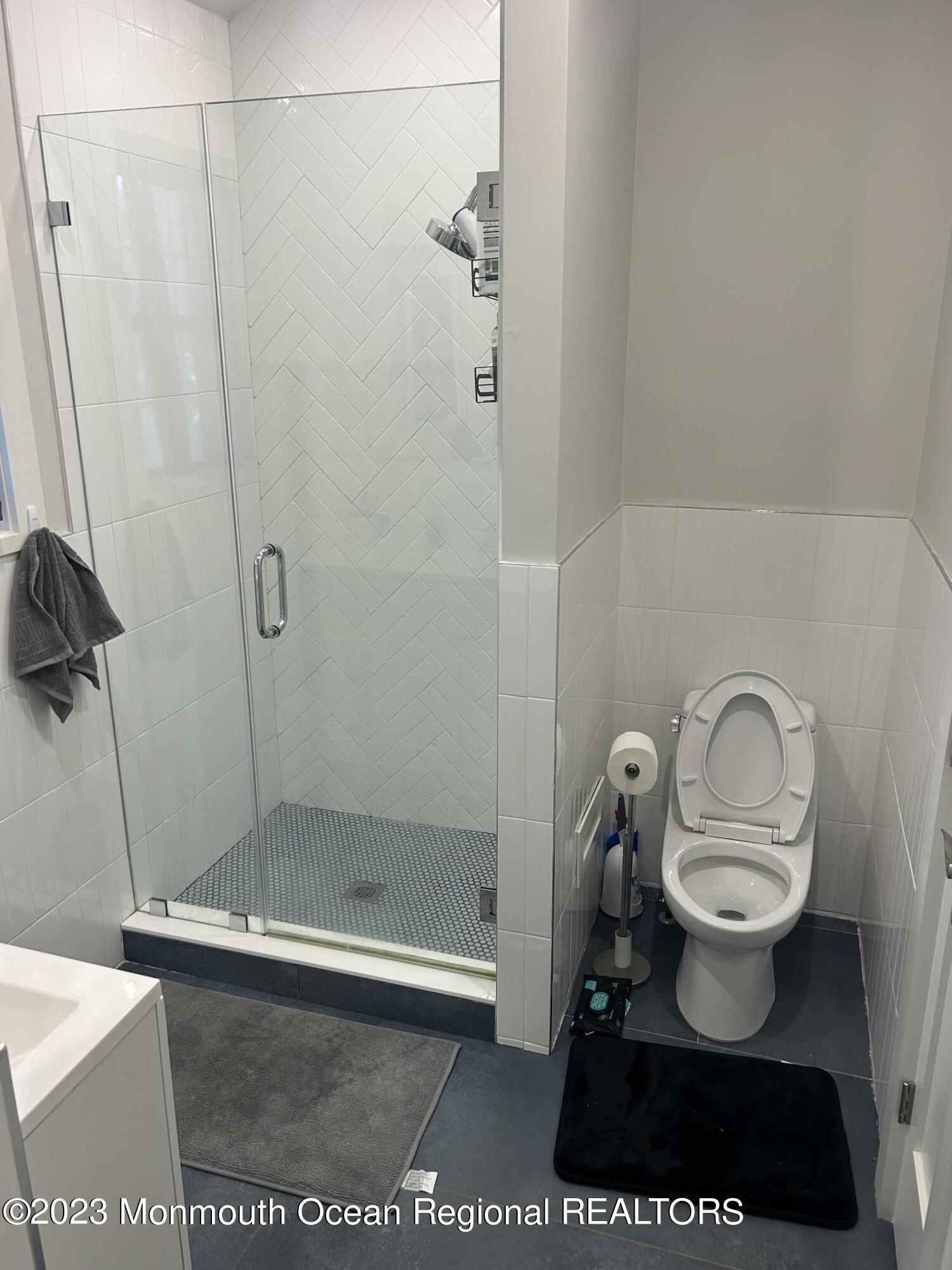 1 Michaels Court Oakhurst NJ 07755