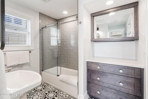 305 Ocean Avenue Avon-by-the-sea NJ 07717