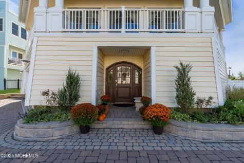 2 Tradewinds Lane Sea Bright NJ 07760