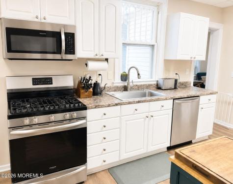 64 Harding Road Red Bank NJ 07701