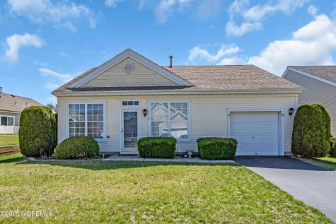 3 Cardinal Place Barnegat NJ 08005