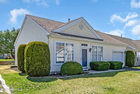 3 Cardinal Place Barnegat NJ 08005