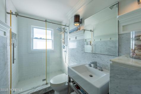 14 Falls Road Mantoloking NJ 08738
