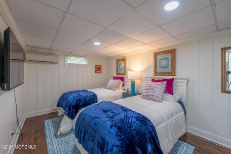 14 Falls Road Mantoloking NJ 08738