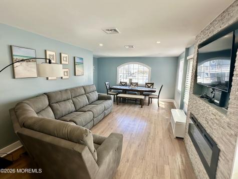 39 Coolidge Avenue Ortley Beach NJ 08751