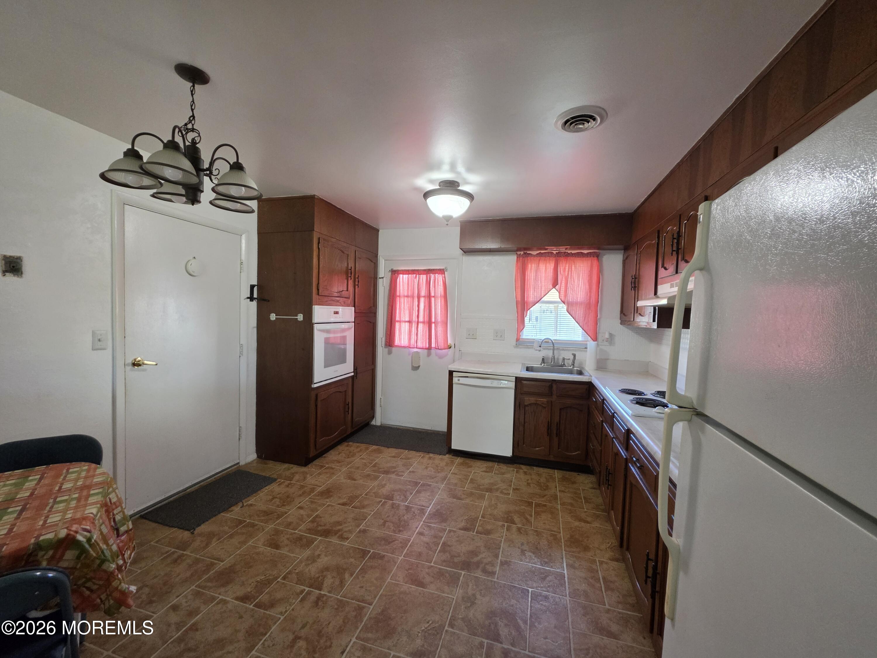 33B Edinburgh Lane Manchester NJ 08759
