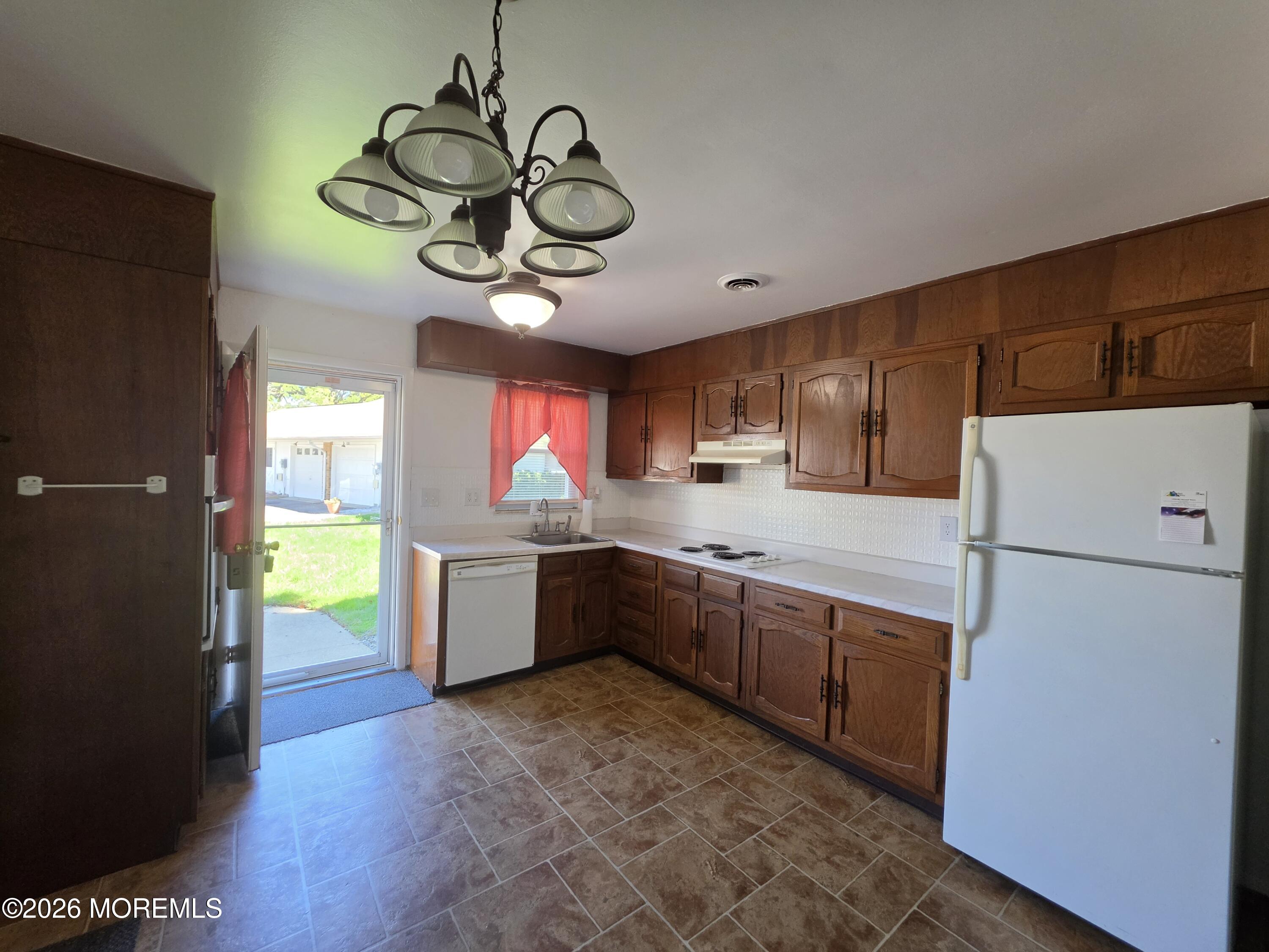 33B Edinburgh Lane Manchester NJ 08759