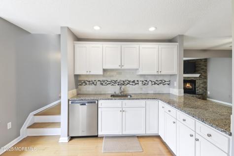95 Madison Court Tinton Falls NJ 07712