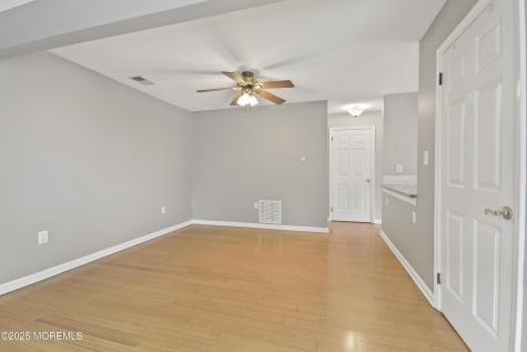 95 Madison Court Tinton Falls NJ 07712