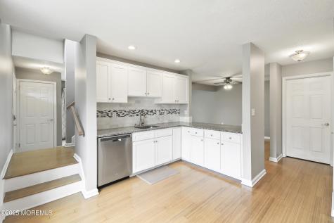 95 Madison Court Tinton Falls NJ 07712