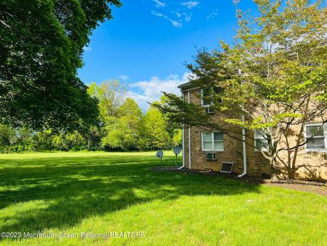 14 Windsor Terrace Freehold NJ 07728