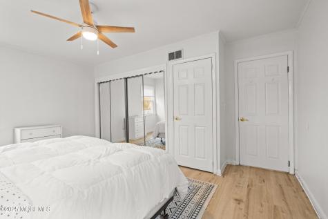 456 Harnell Avenue Oakhurst NJ 07755