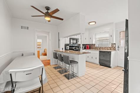 456 Harnell Avenue Oakhurst NJ 07755
