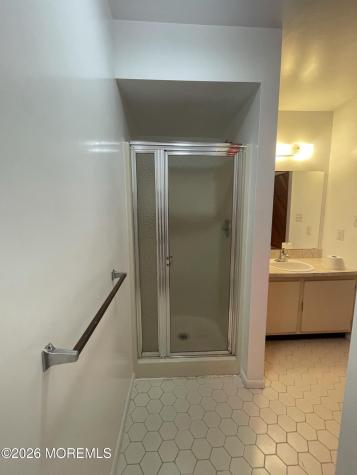 19 Clavendon Court Middletown NJ 07748