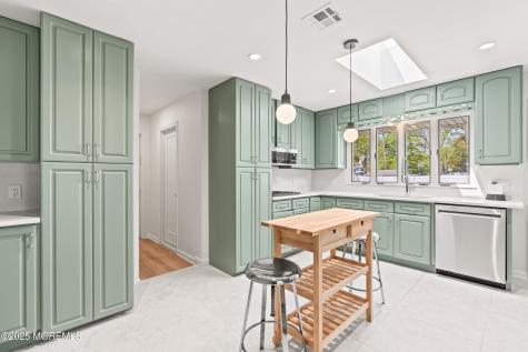 1 Wilson Avenue Oakhurst NJ 07755