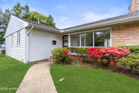 1 Wilson Avenue Oakhurst NJ 07755