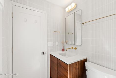 1 Wilson Avenue Oakhurst NJ 07755