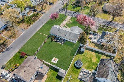 1 Wilson Avenue Oakhurst NJ 07755