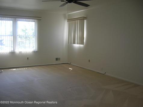 15 Cardinal Court Marlboro NJ 07746
