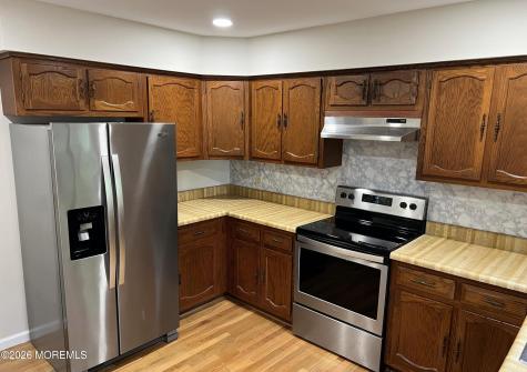 9B Portsmouth Street Whiting NJ 08759