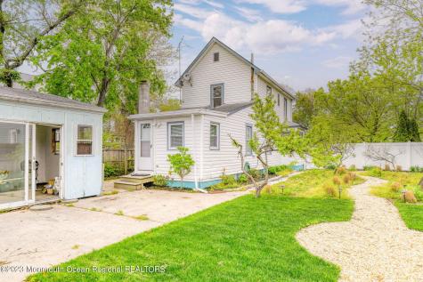 819 Dunlewy Street Asbury Park NJ 07712