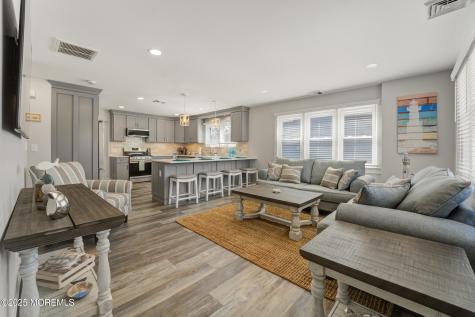 307 Asbury Avenue Ocean Gate NJ 08740