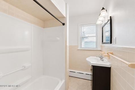 1 Gaston Avenue Raritan NJ 08869