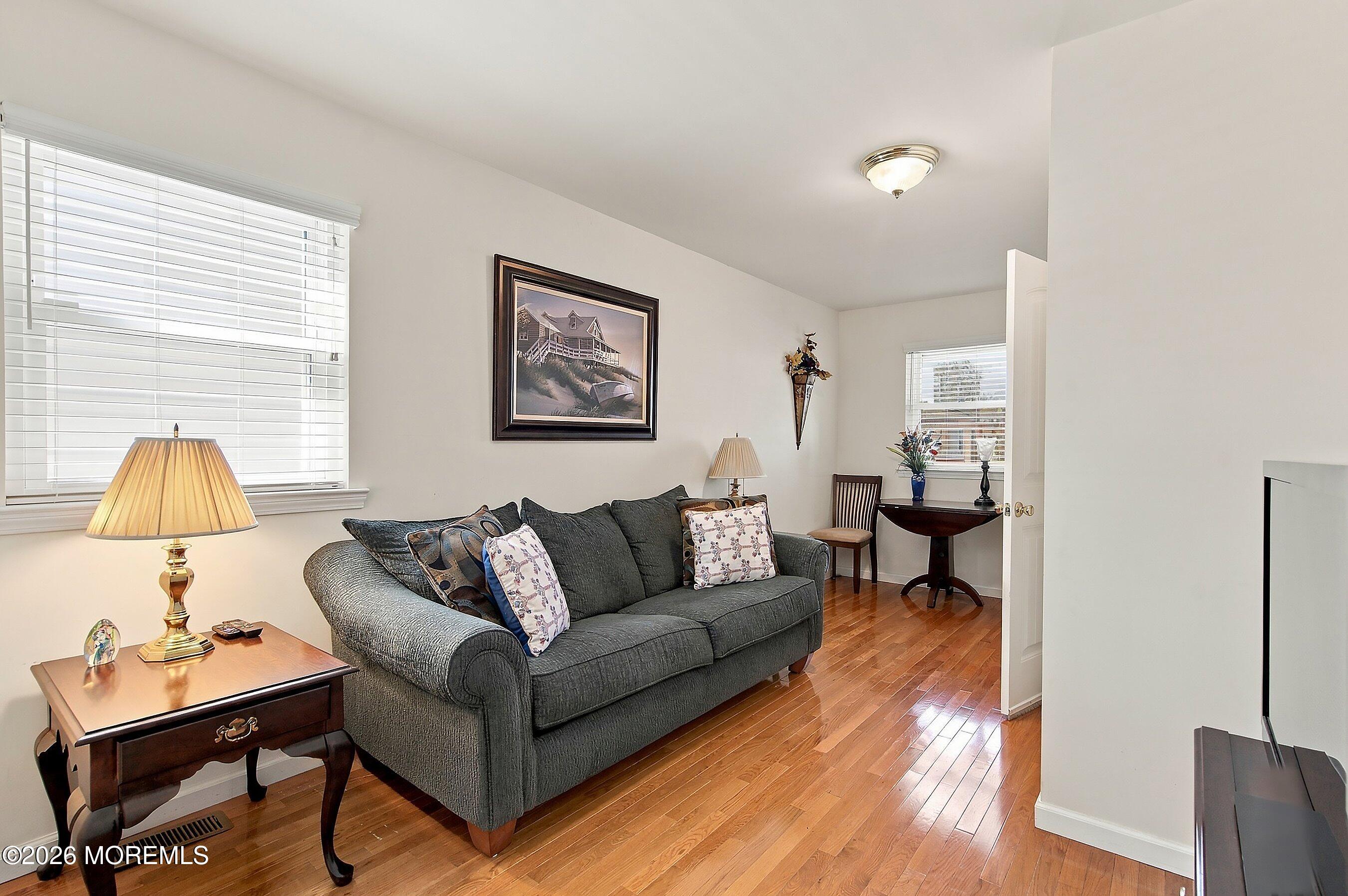 15 Farragut Avenue Seaside Park NJ 08752