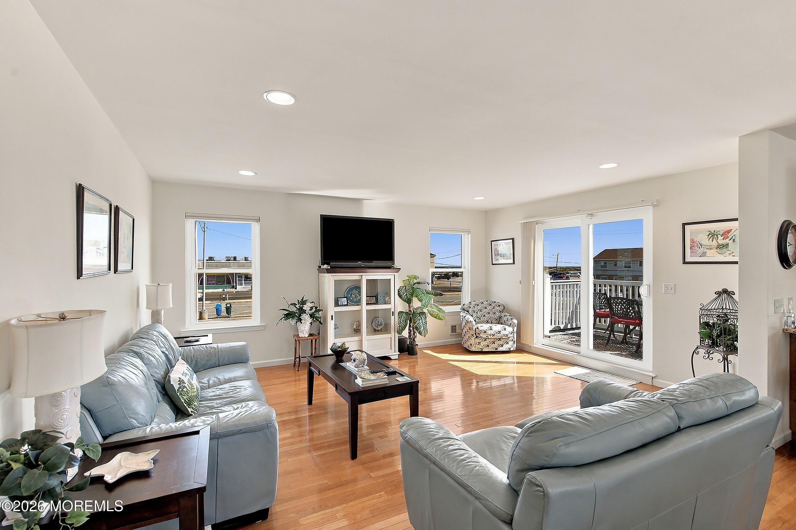 15 Farragut Avenue Seaside Park NJ 08752