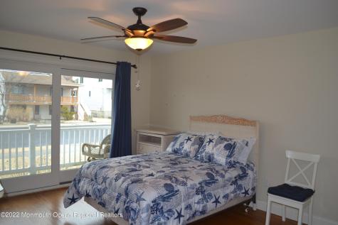 233 12th Avenue Seaside Park NJ 08752