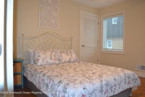 233 12th Avenue Seaside Park NJ 08752