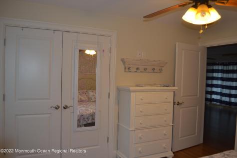 233 12th Avenue Seaside Park NJ 08752