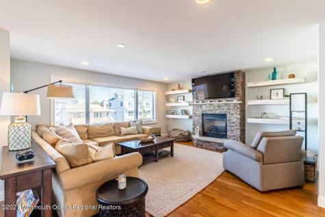 233 12th Avenue Seaside Park NJ 08752
