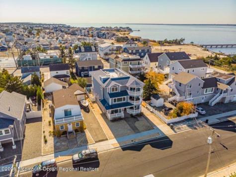 233 12th Avenue Seaside Park NJ 08752