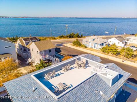233 12th Avenue Seaside Park NJ 08752