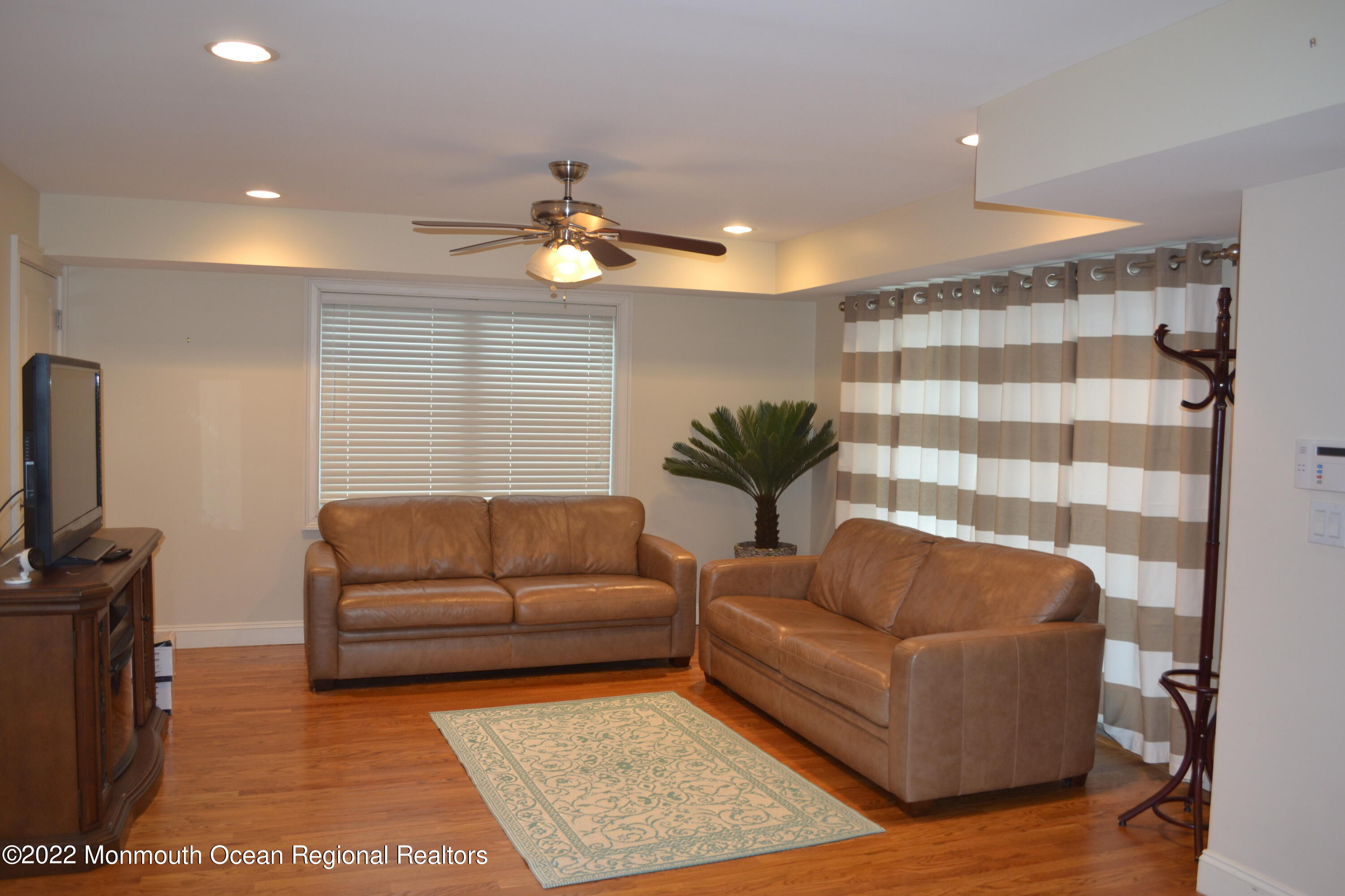 233 12th Avenue Seaside Park NJ 08752