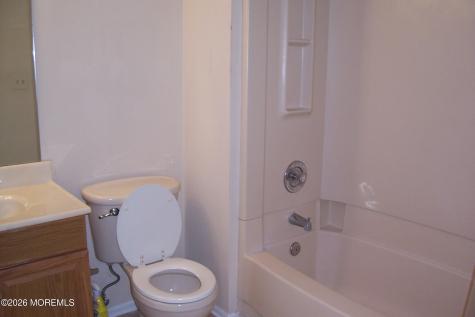 107 Des Moines Court Tinton Falls NJ 07712