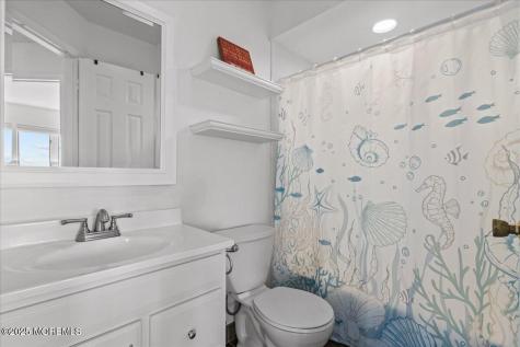 30 Dune Terrace Ortley Beach NJ 08751