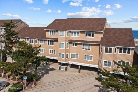 30 Dune Terrace Ortley Beach NJ 08751