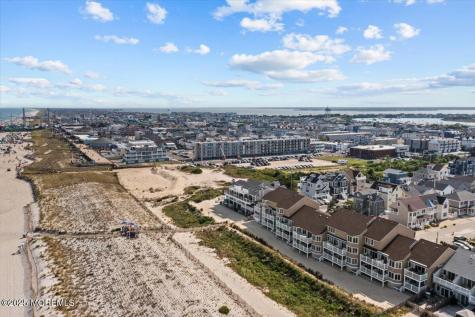 30 Dune Terrace Ortley Beach NJ 08751