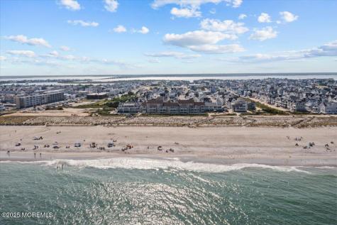 30 Dune Terrace Ortley Beach NJ 08751