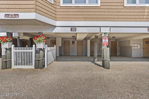 30 Dune Terrace Ortley Beach NJ 08751