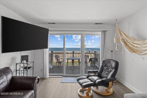 30 Dune Terrace Ortley Beach NJ 08751