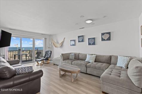 30 Dune Terrace Ortley Beach NJ 08751