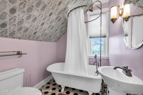 118 Madison Avenue Spring Lake NJ 07762