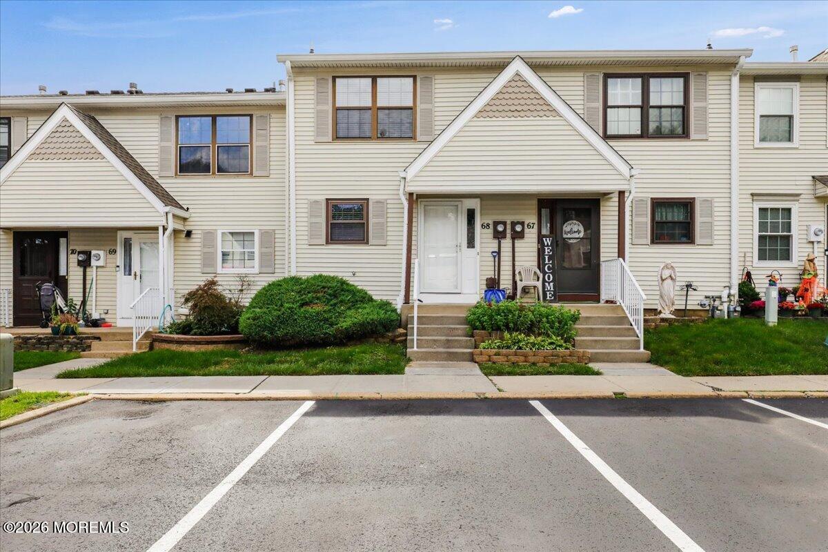 68 English Club Drive Englishtown NJ 07726