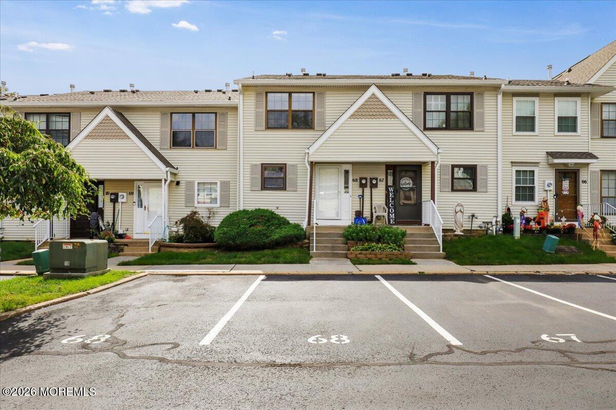 68 English Club Drive Englishtown NJ 07726