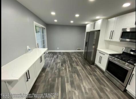 437 Redmond Avenue Oakhurst NJ 07755