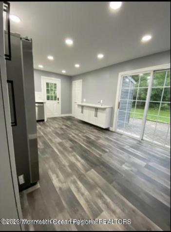 437 Redmond Avenue Oakhurst NJ 07755